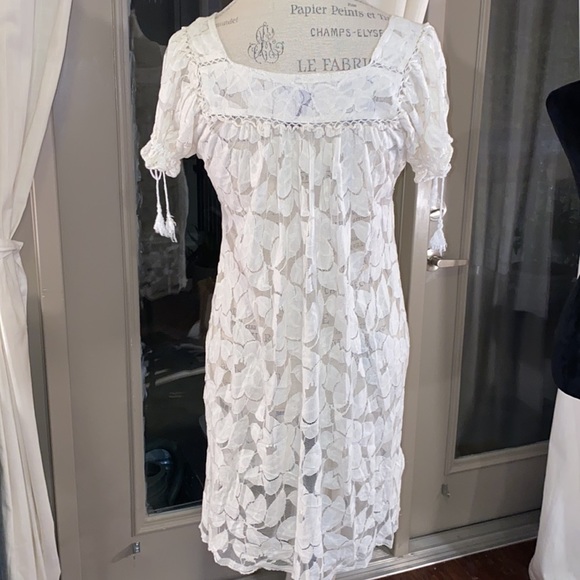Trulli Ivory white sheer lace floral dress shortsleeve size XS - Picture 4 of 8